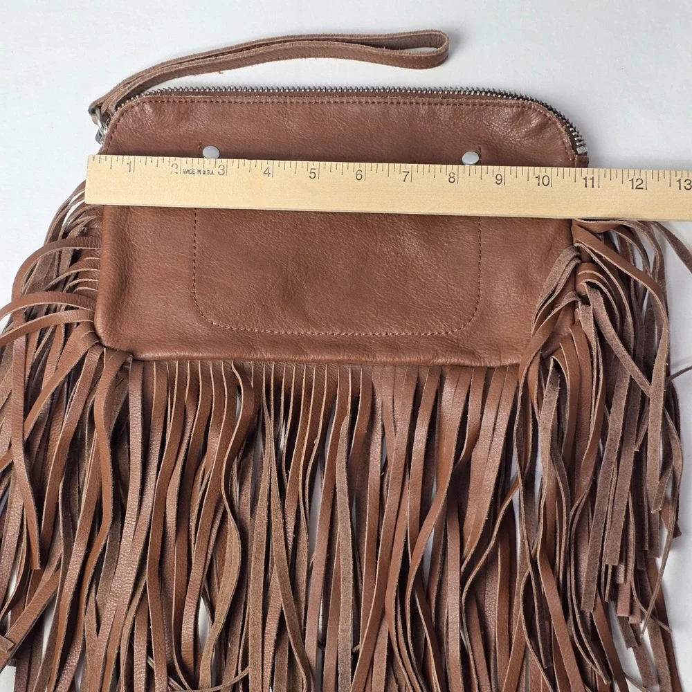 Linea Pelle Fringe wrist purse - Picture 8 of 12